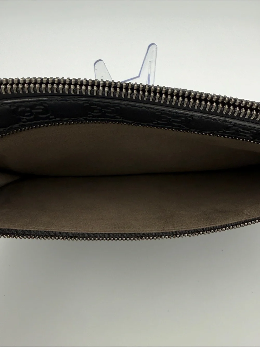 Gucci Black Signature Guccissima Leather Zippered Clutch Pouch